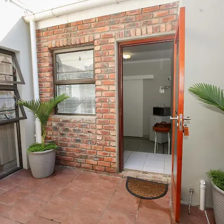 Farm View Guest House East London Exterior foto